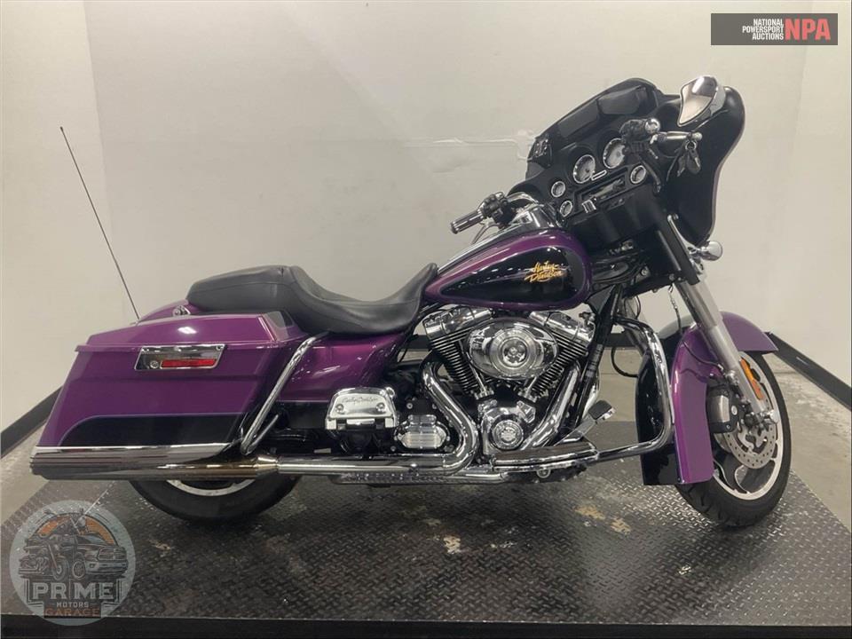 2011 HARLEY-DAVIDSON FLHX-103 STREET GLIDE
