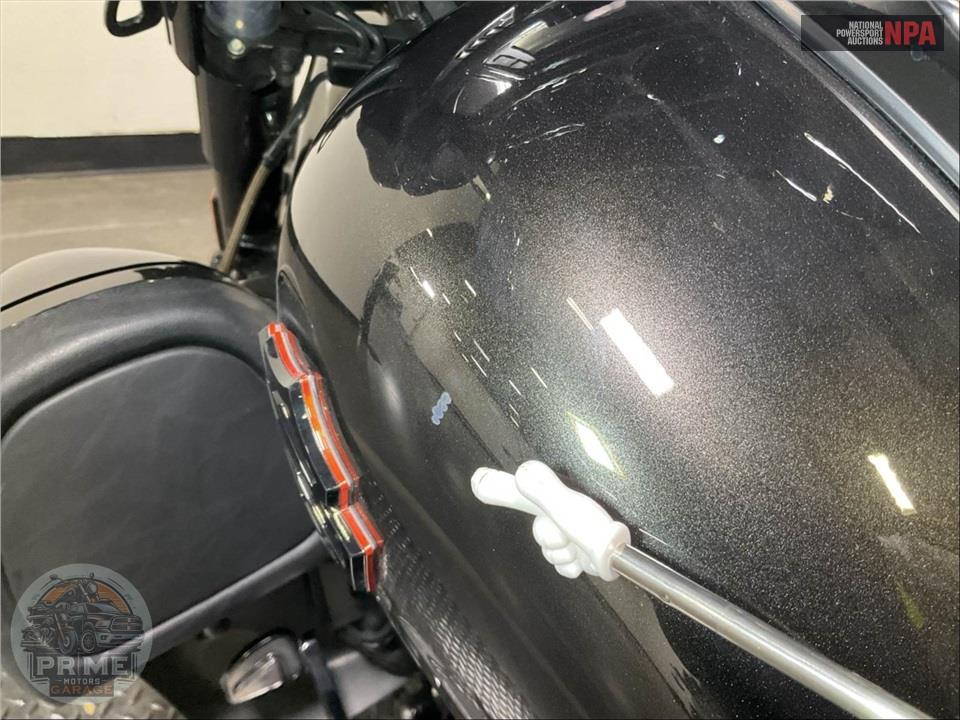 2018 Harley-Davidson FLHTKSE CVO LIMITED — фото 20