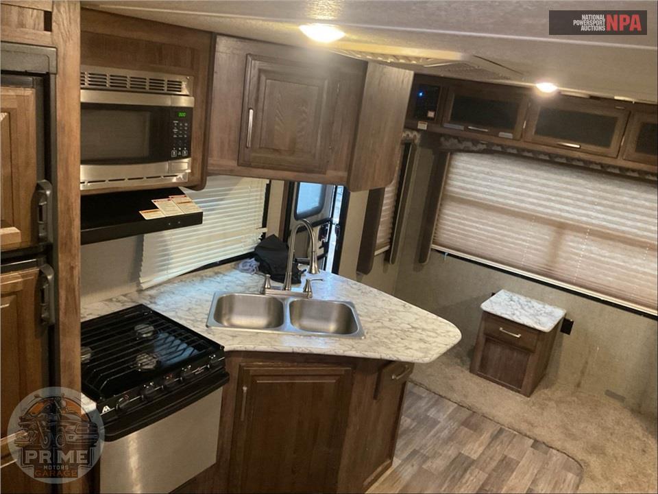 2017 Keystone Rv M-28 RLSWE - COUGAR SERIES — фото 7