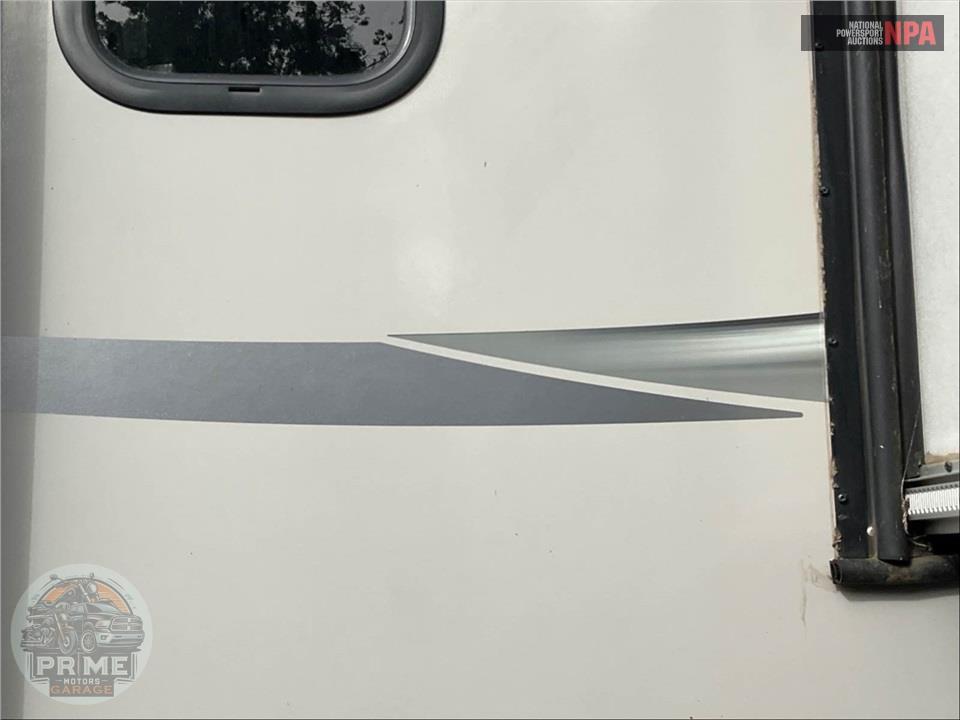 2018 Coachmen By Forest River M-370 FL - CHAPARRAL FIFTH WHEEL SERIES — фото 43