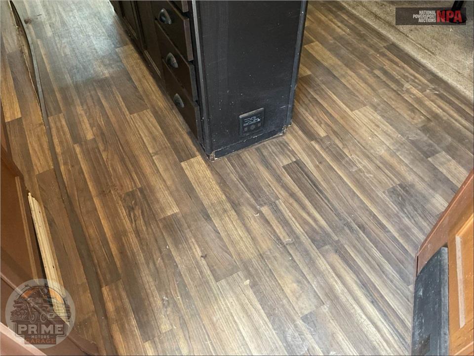 2017 Highland Ridge Rv M-272RLS - LIGHT SERIES — фото 24