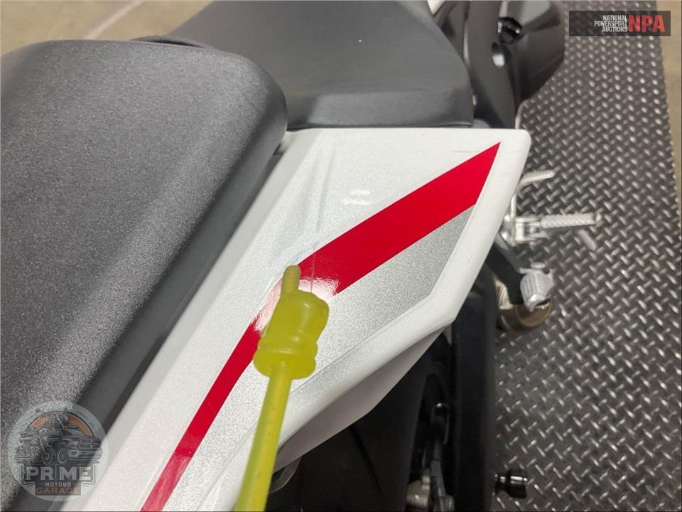 2025 Honda CBR1000RR — фото 15