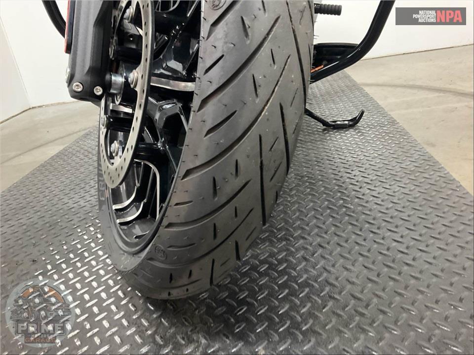 2025 Indian Motorcycle CHIEFTAIN POWERPLUS DARK HORSE 112 RIDER ASSIST (COLOR) — фото 18