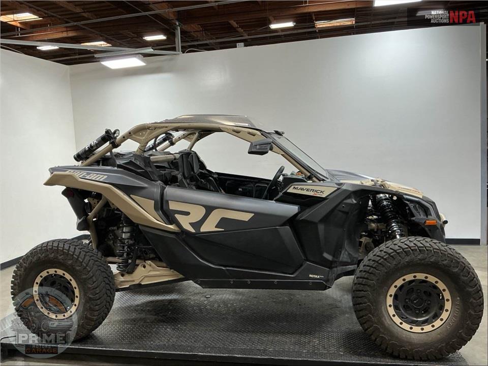 2023 Can-Am MAVERICK X3 X RC  TURBO RR 72 — фото 1