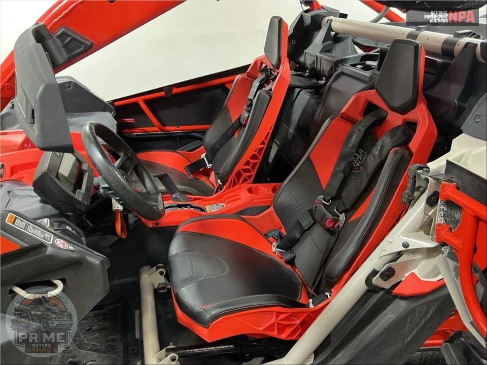 2022 Can-Am MAVERICK X3 X RC  TURBO RR 72 INCH — фото 31