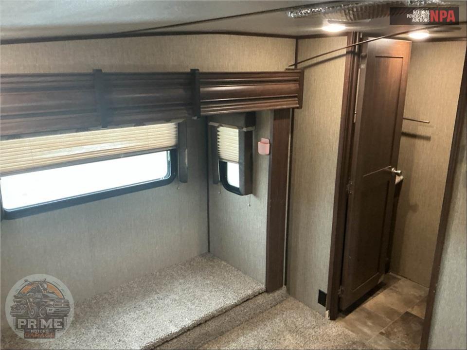 2018 Keystone Rv M-359 FWMPR - SPRINTER 20TH ANNIVERSARY FIFTH WHEEL SERIES — фото 9