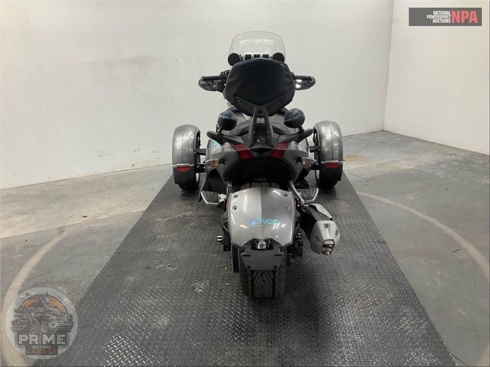 2013 Can-Am SPYDER RS SE5 — фото 4