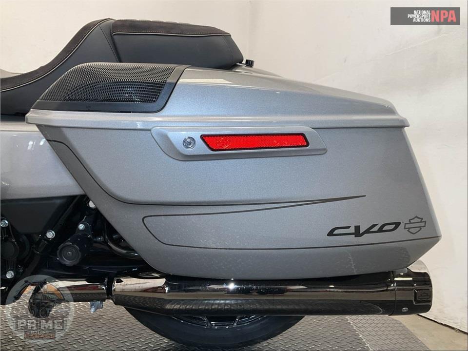 2023 Harley-Davidson FLHXSE CVO STREET GLIDE — фото 15