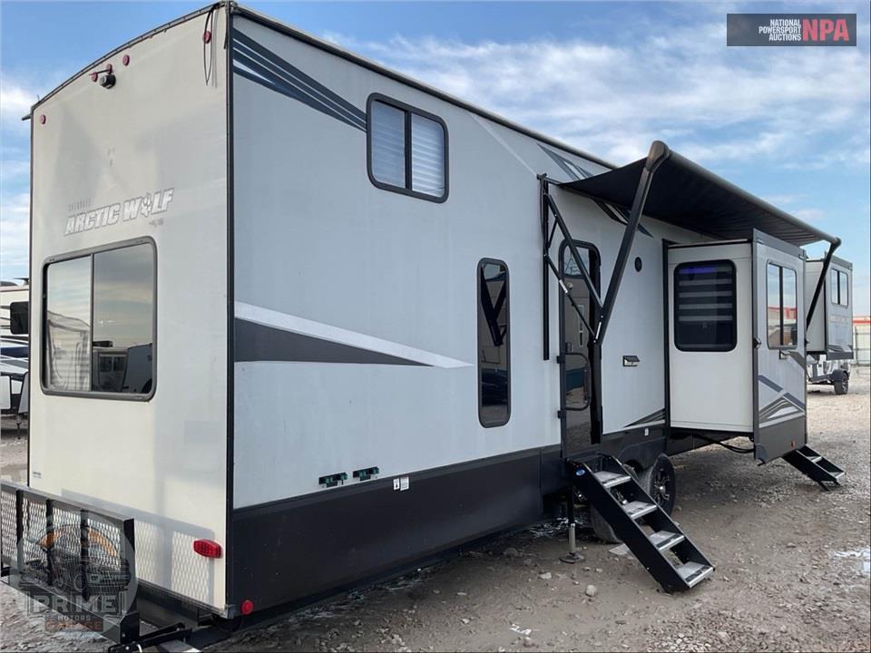 2022 Cherokee By Forest River M-3990SUITE ARCTIC WOLF FIFTH WHEEL SERIES — фото 4