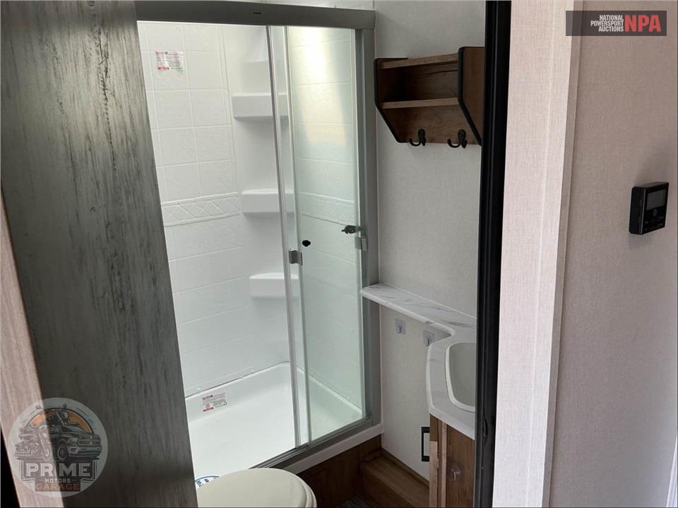 2024 Coachmen By Forest River M-258 BHS FREEDOM EXPRESS ULTRA LITE SERIES — фото 20