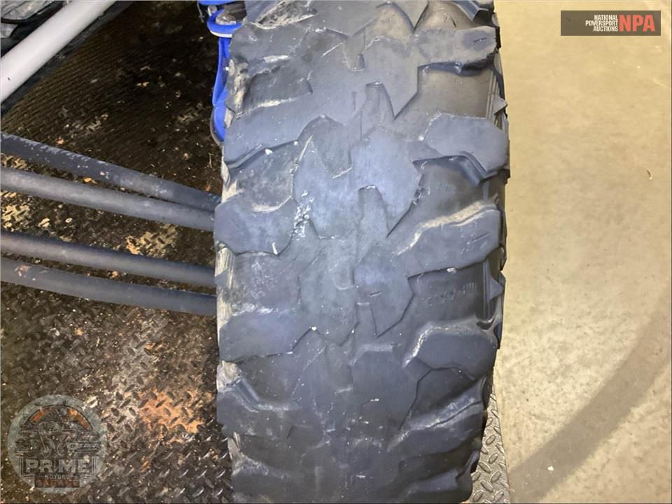 2022 Can-Am MAVERICK X3 X RS TURBO RR SMART-SHOX (DESERT TAN & CARBON BLACK RED) — фото 41