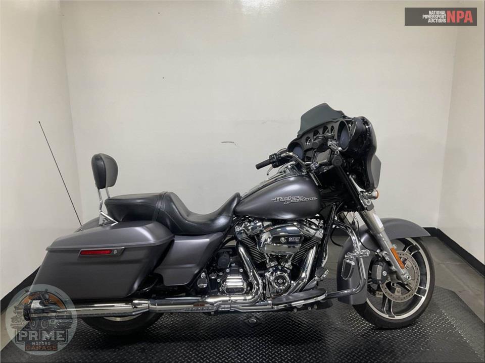 2017 Harley-Davidson FLHXS STREET GLIDE SPECIAL — фото 1