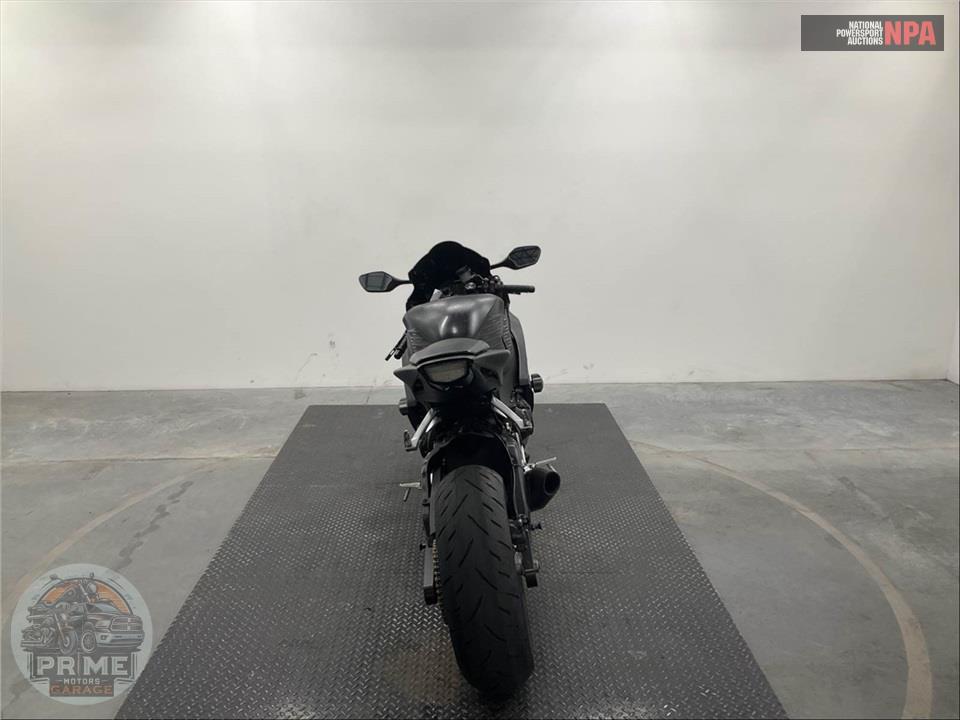 2016 Honda CBR1000RRG — фото 4