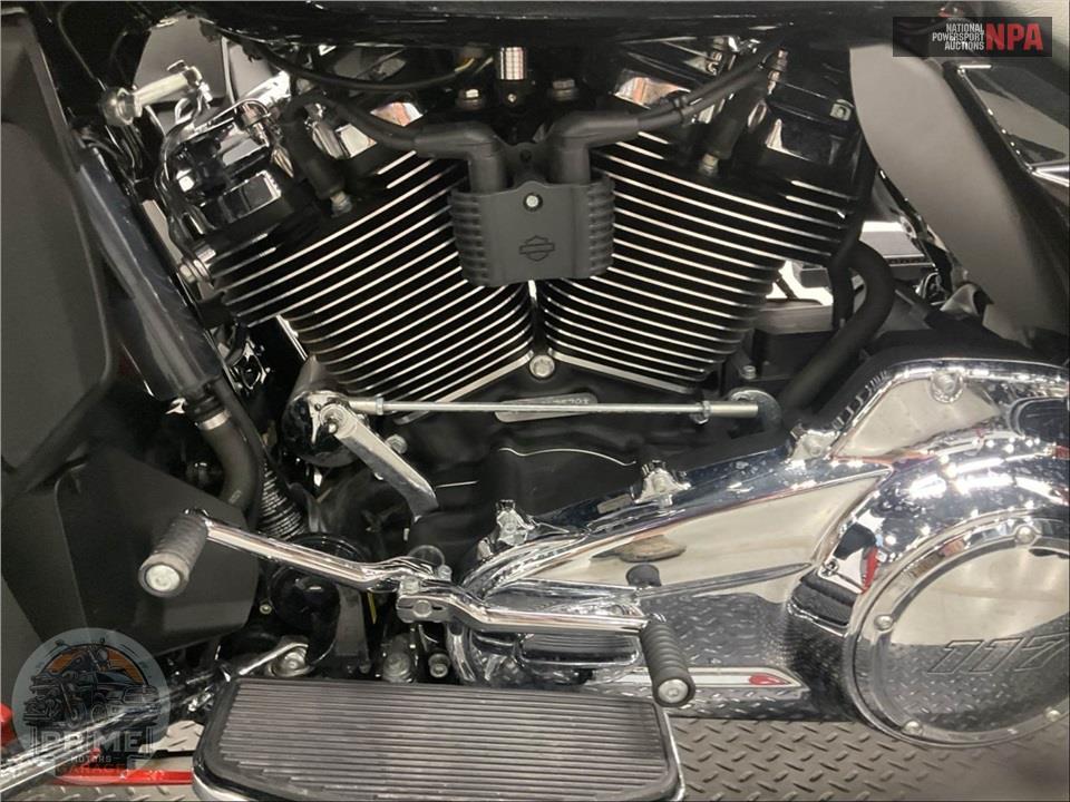 2025 Harley-Davidson FLHXU STEET GLIDE ULTRA — фото 7