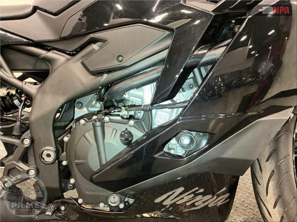2025 Kawasaki ZX400PSFNL NINJA ZX-4R (ABS) — фото 6