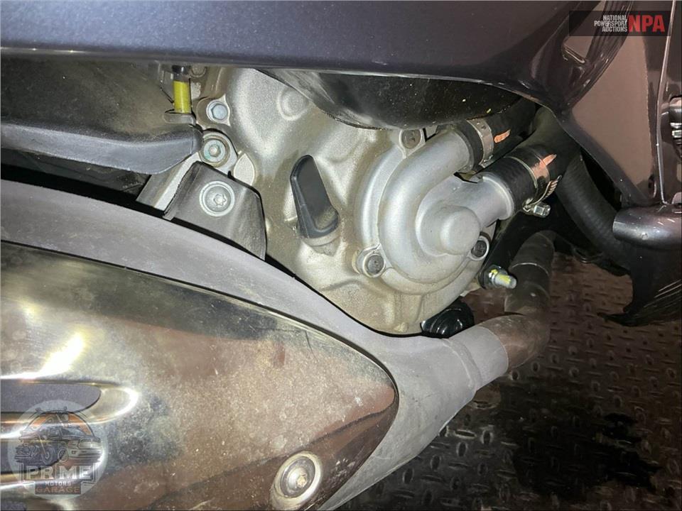 2022 Vespa GTS 300 TOURING HPE — фото 6