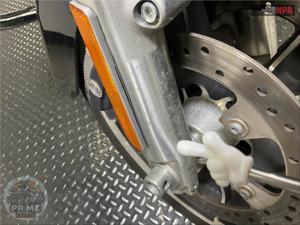2023 Harley-Davidson FLHX STREET GLIDE — фото 27