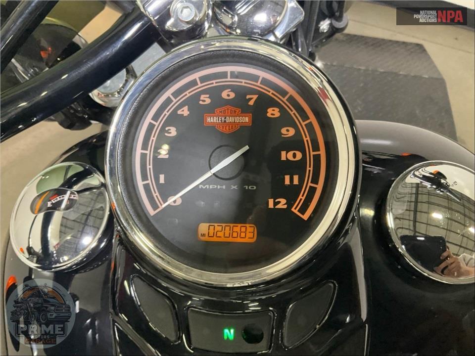 2015 Harley-Davidson FLS SOFTAIL SLIM — фото 5