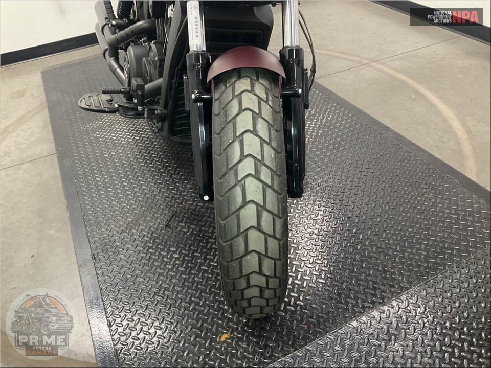 2021 Indian Motorcycle SCOUT BOBBER (ABS, SMOKE) — фото 16