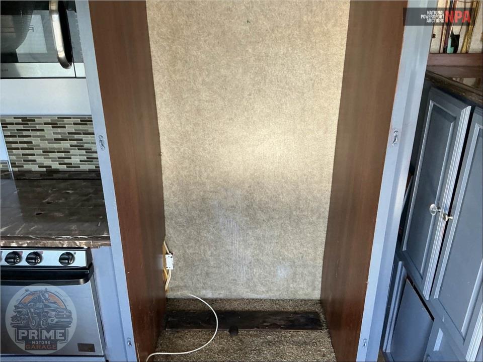 2014 Cardinal By Forest River M-3800FL - FIFTH WHEEL SERIES — фото 17
