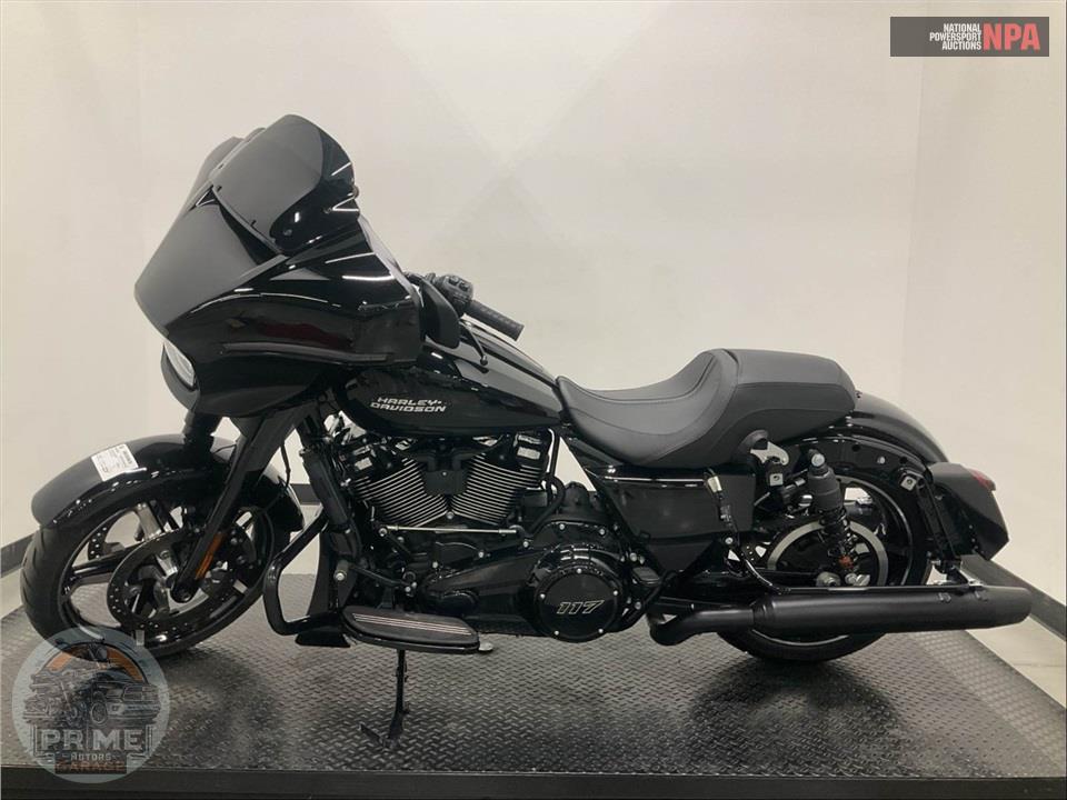 2025 Harley-Davidson FLHX STREET GLIDE — фото 3