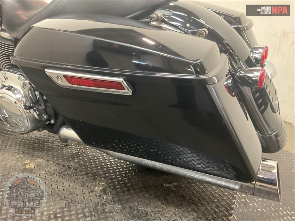 2020 Harley-Davidson FLHX STREET GLIDE — фото 17