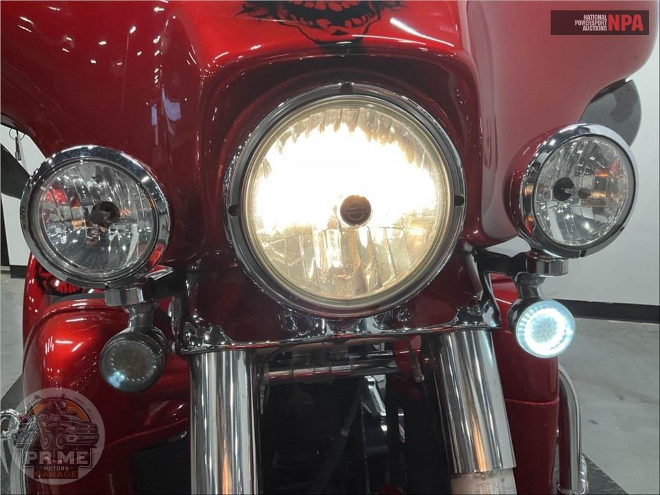 2013 Harley-Davidson FLHTCUTG TRIGLIDE UL CLSC — фото 30