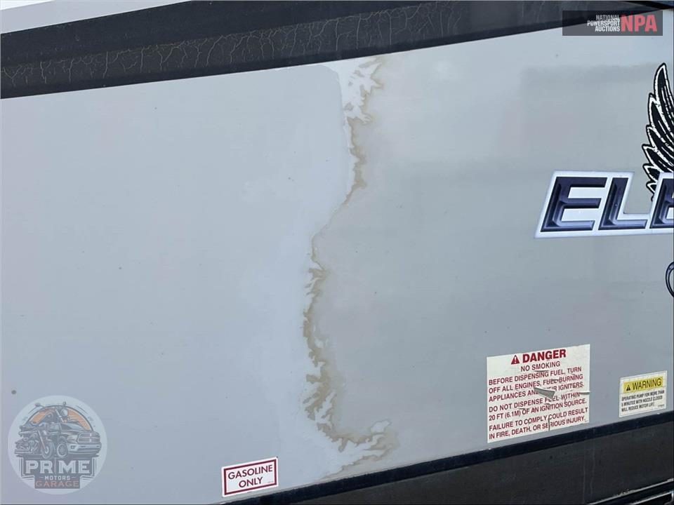 2015 Crossroads Rv LAS VEGAS - ELEVATION TOY HAULER TOY HAULER SERIES — фото 32
