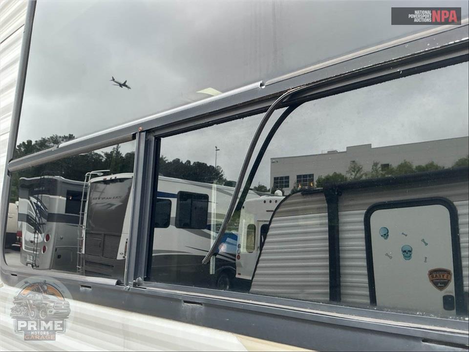 2014 Crossroads Rv M-31 SB - ZINGER REZERVE SERIES — фото 38