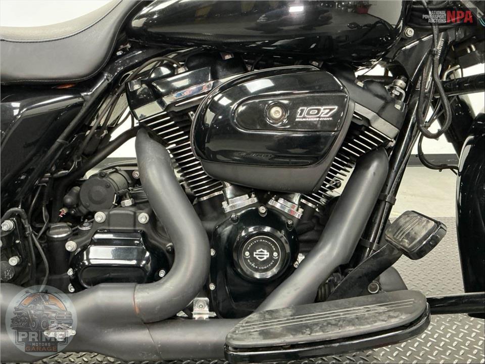 2017 Harley-Davidson FLHRXS ROAD KING SPECIAL — фото 6