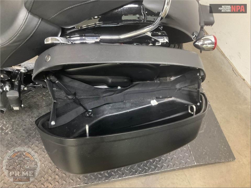 2020 Harley-Davidson FLSB SPORT GLIDE — фото 15
