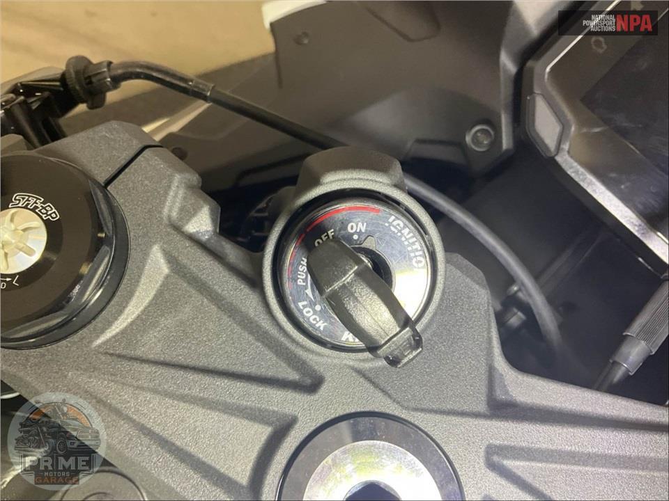 2025 Kawasaki ZX636KSFAL NINJA ZX-6R — фото 9
