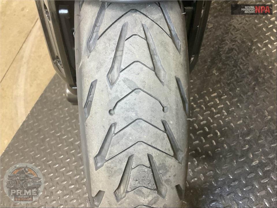 2023 Triumph TRIDENT (BLACK) — фото 15