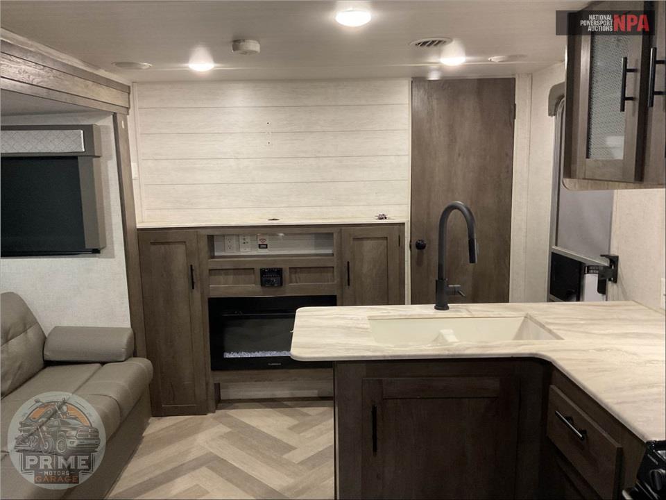 2020 Wildwood By Forest River M-263BHXL X-LITE SERIES — фото 9