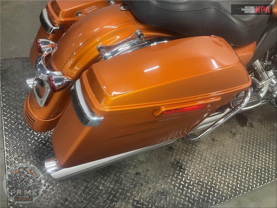 2015 Harley-Davidson FLTRXS ROAD GLIDE SPECIAL — фото 21