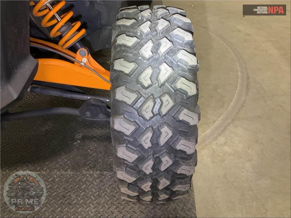 2025 Can-Am COMMANDER MAX XT-P 1000R — фото 26
