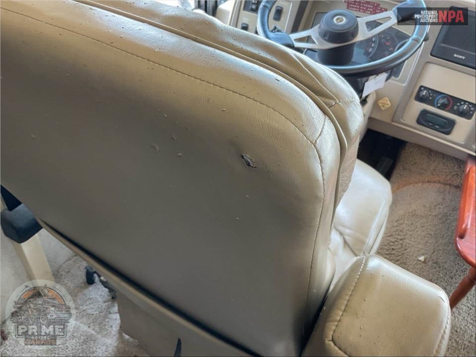 2005 Itasca M-38R-WORKHORSE (**) - SUNCRUISER SERIES — фото 19