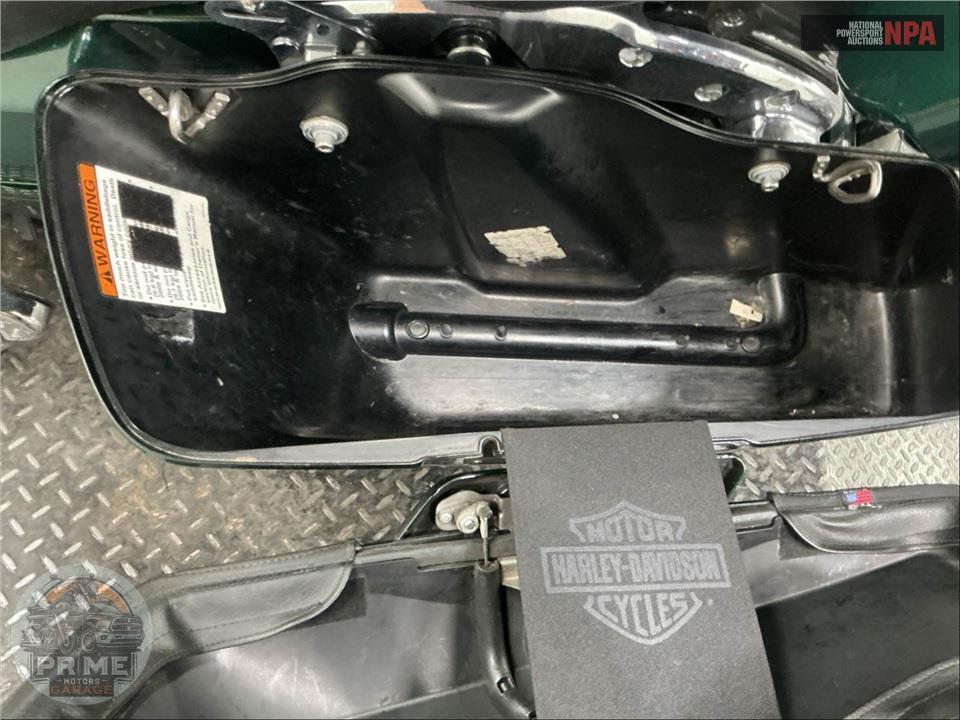 2015 Harley-Davidson FLHXS STREET GLIDE SPECIAL — фото 23
