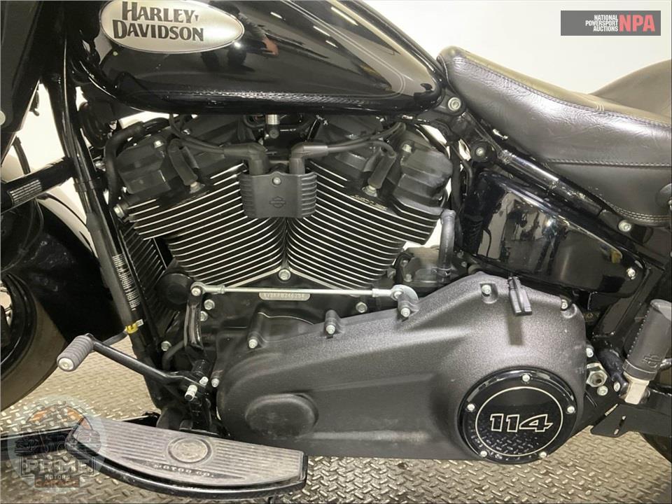 2023 Harley-Davidson FLHCS HERITAGE CLASSIC 114 — фото 7