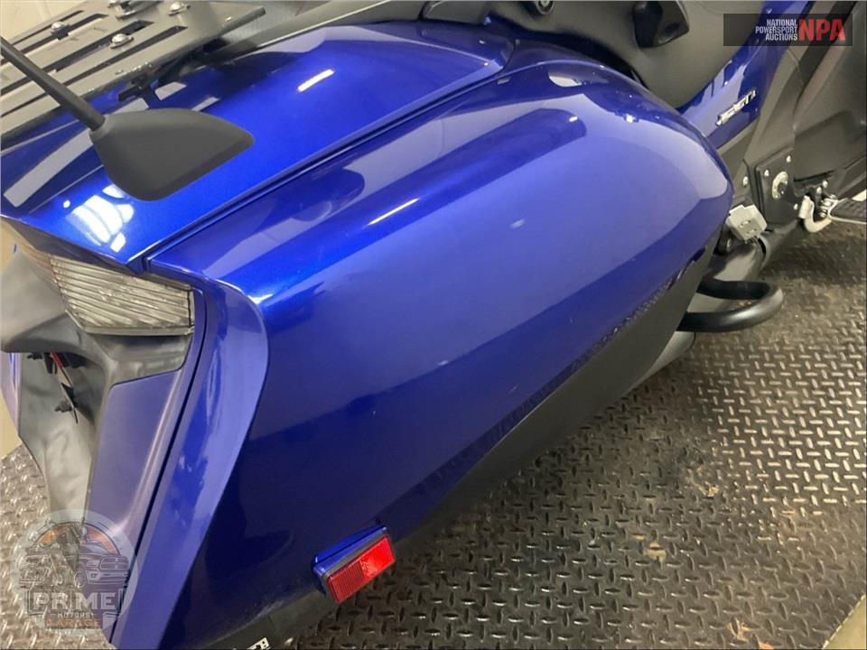 2015 Honda GL18BF GOLDWING F6B — фото 14