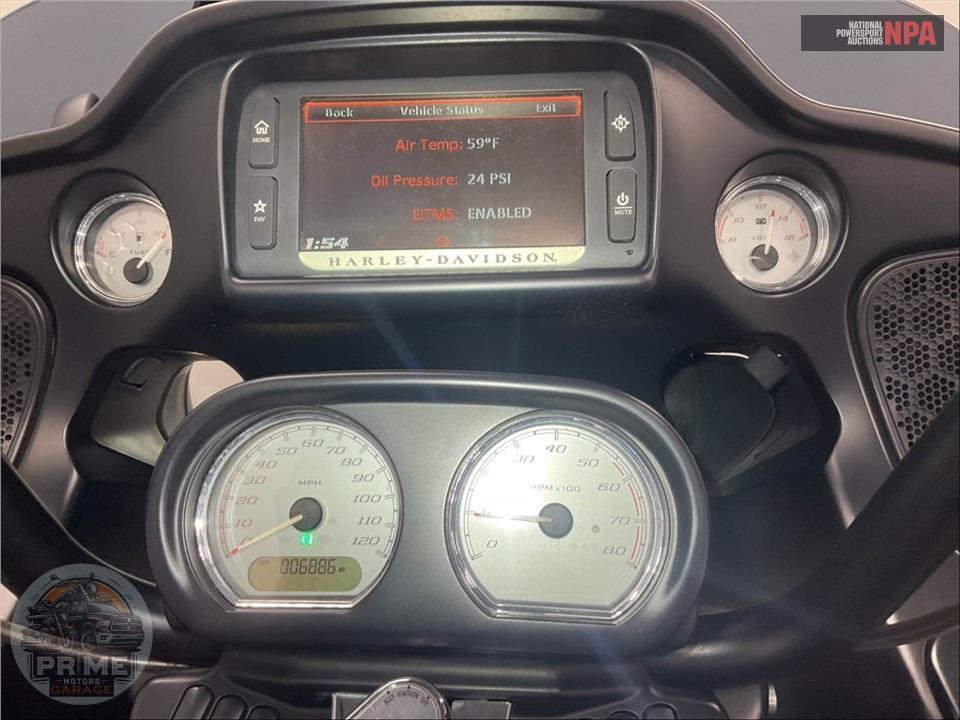 2015 Harley-Davidson FLTRXS ROAD GLIDE SPECIAL — фото 5