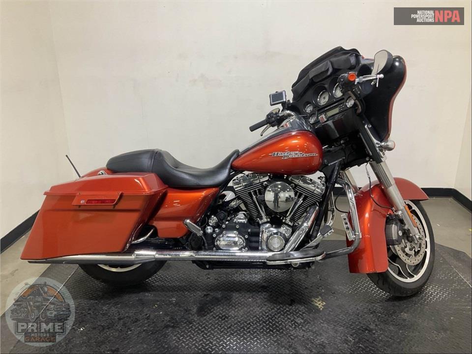 2011 Harley-Davidson FLHX STREET GLIDE — фото 1