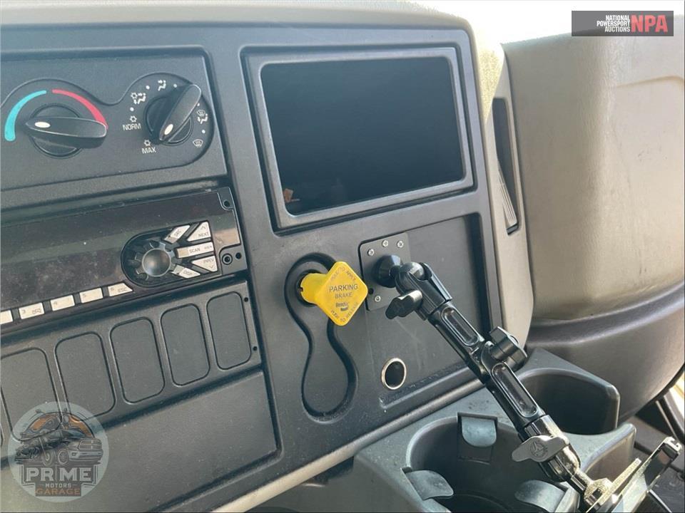 2017 International DURASTAR 4300 SBA 4X2 — фото 6