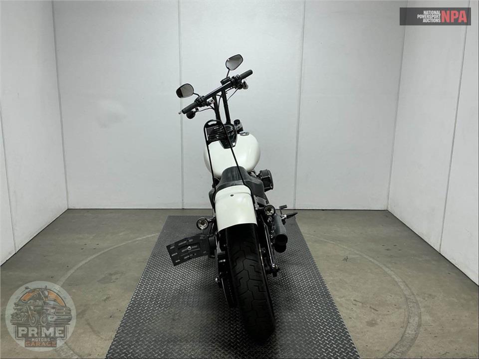 2018 Harley-Davidson FLSL SOFTTAIL SLIM — фото 4