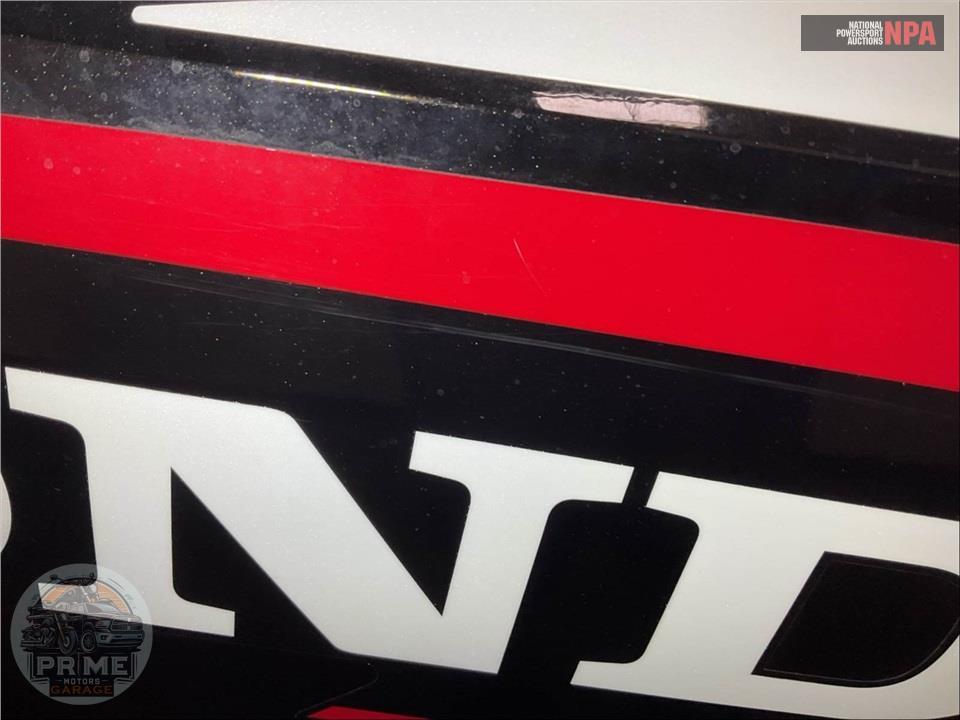 2025 Honda SXS1000S2RD TALON1000R FOX LIVE VALVE — фото 35