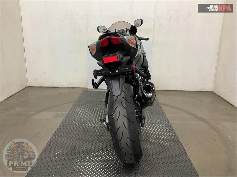2025 Suzuki GSX-R750M5 — фото 4