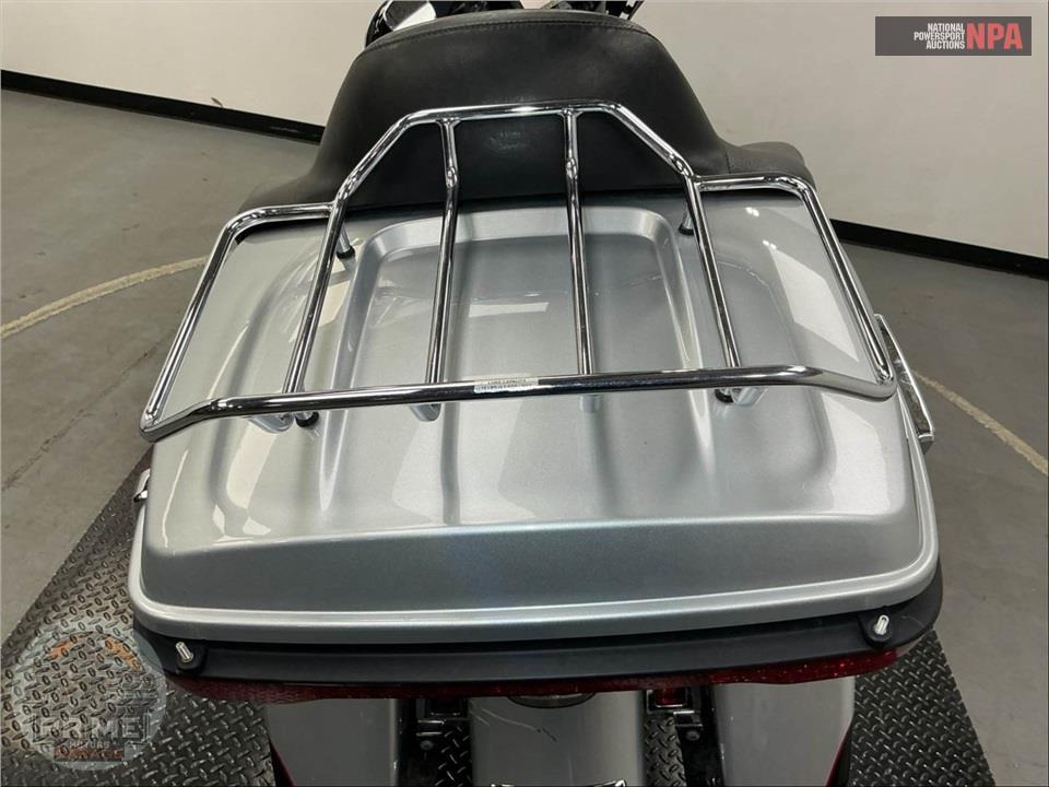 2015 Harley-Davidson FLHTK ELECTRA GLIDE ULTRA LIMITED — фото 37