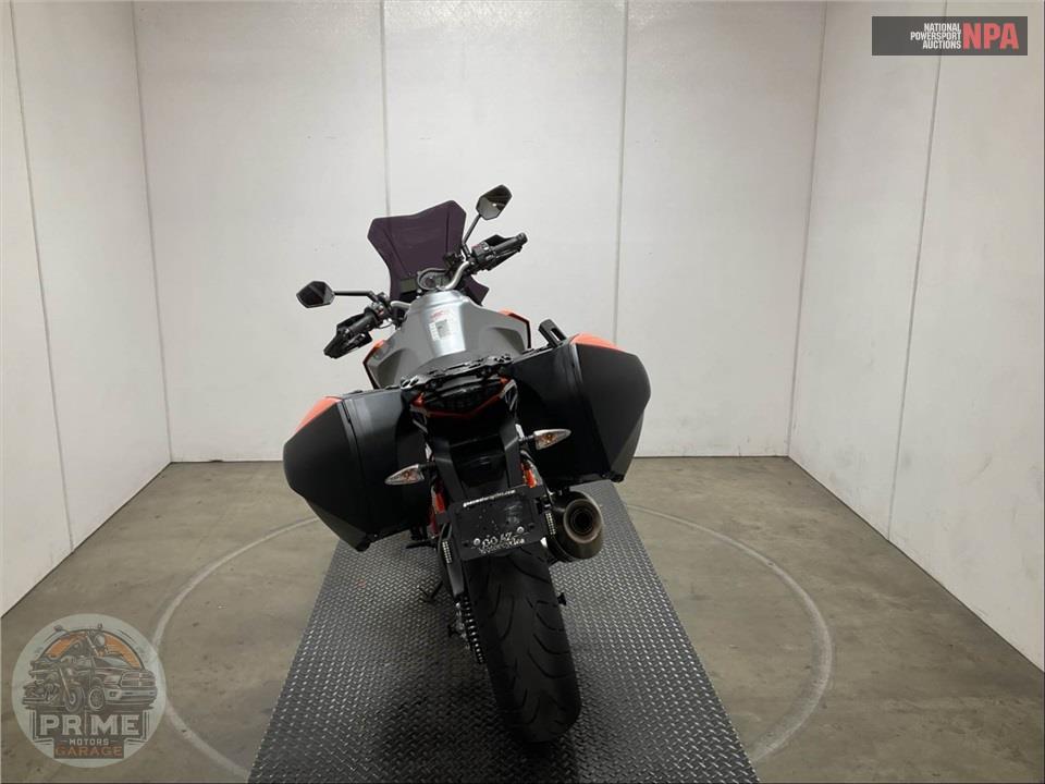 2017 Ktm 1290 SUPER DUKE GT — фото 4