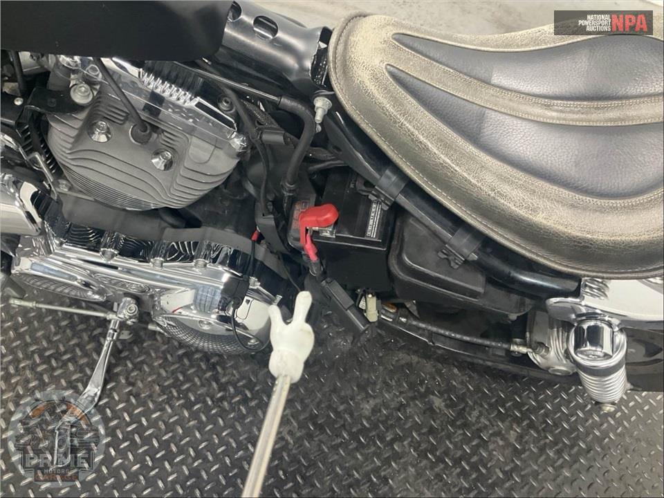 2012 Harley-Davidson XL1200V SEVENTY-TWO DE/PE — фото 14