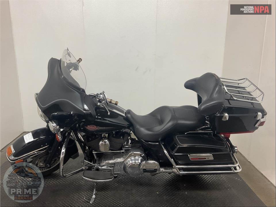 2008 Harley-Davidson FLHTC ELECTRA GLIDE CLASSIC — фото 3